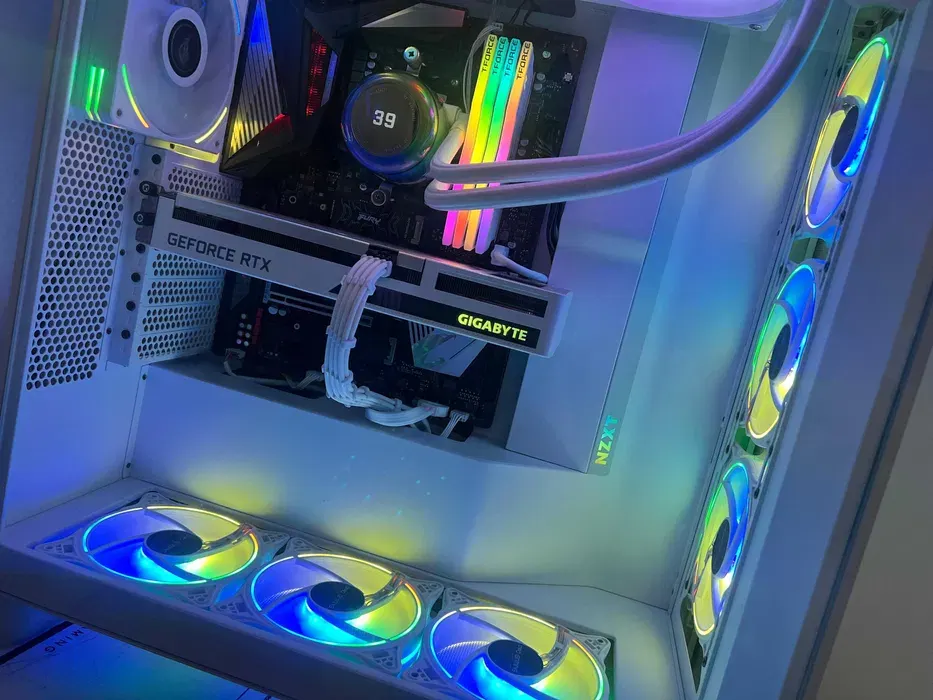 Răcire lichidă & RGB